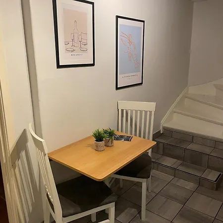 Peaceful Retreat In Downtown *
